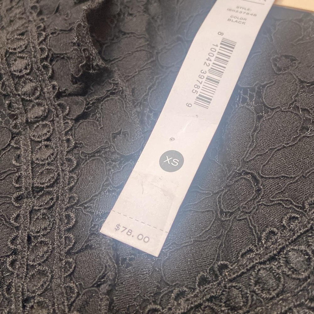 AQUA NWT Size XS Long Sleeve Black Lace Top Bloomingdale’s Exclusive - Picture 5 of 13